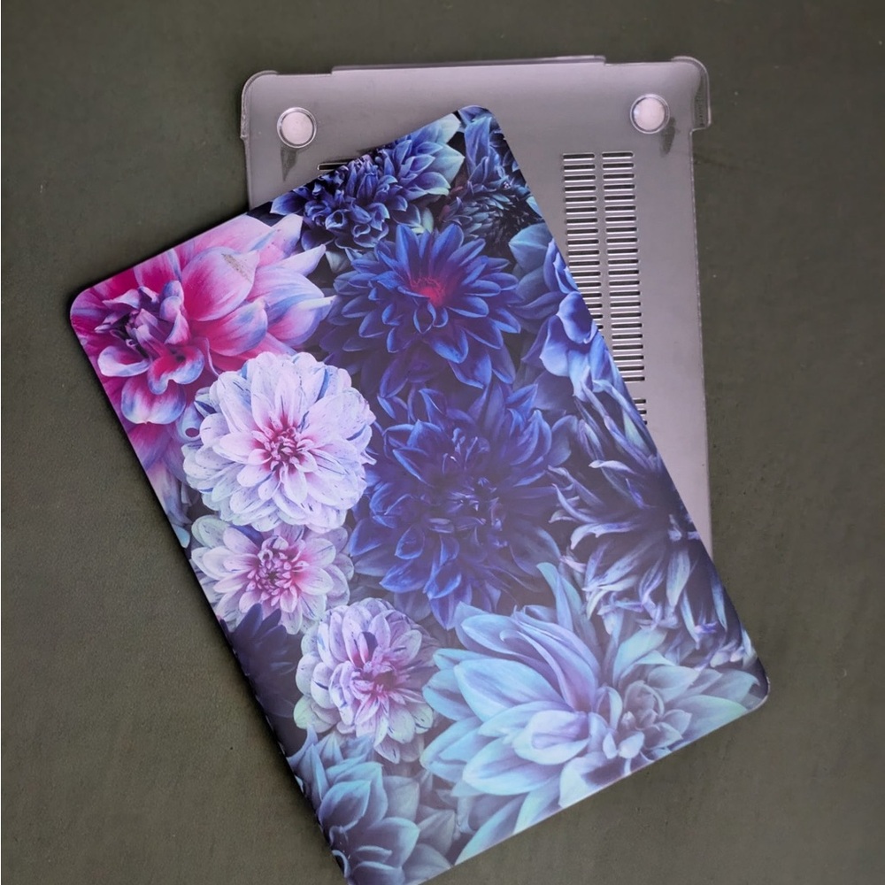Floral Laptop Case with Blue and Pink Flowers
13” Mac laptop Case